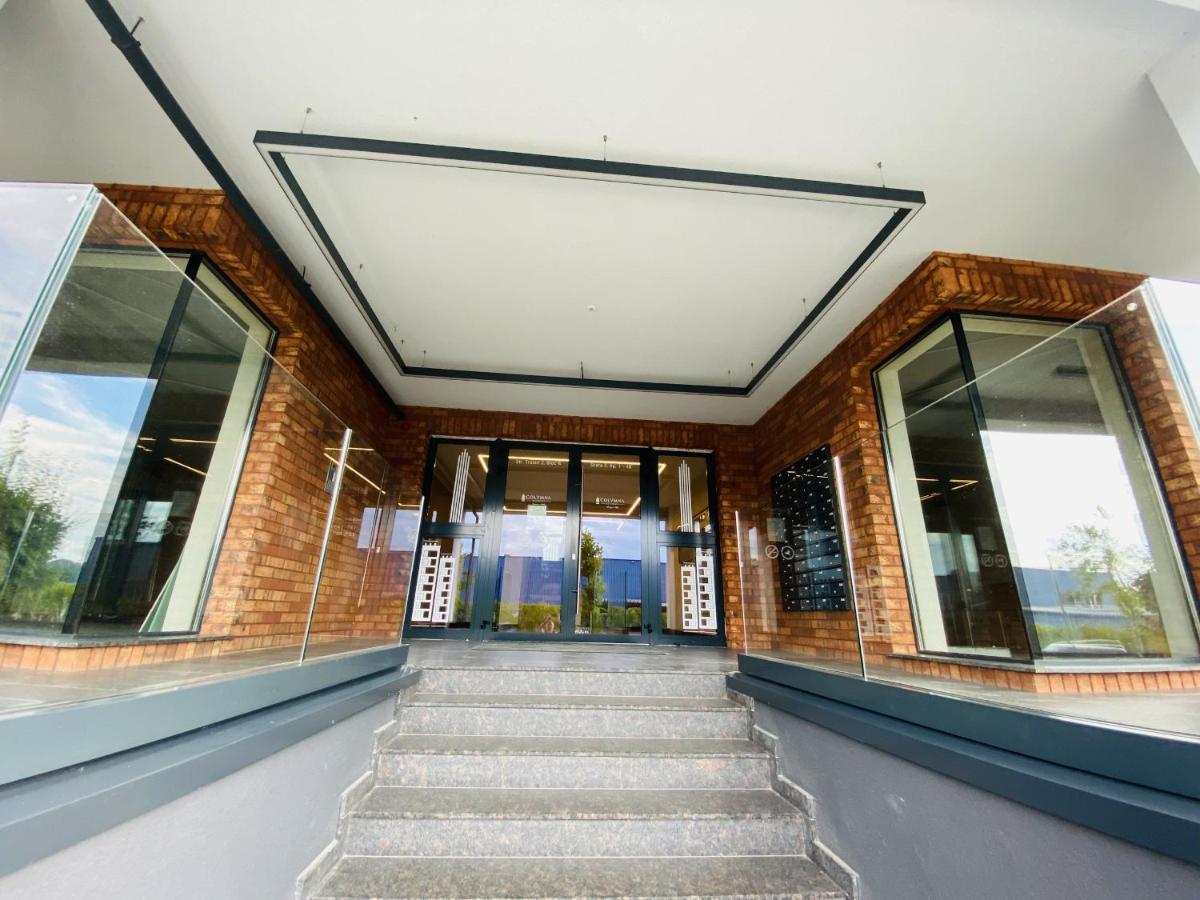 Deluxe Apartment With Balcony And Private Parking In Colvmna Residence Cluj-Napoca Exterior photo